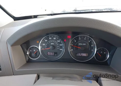 2008 Jeep Grand Cherokee Laredo z USA, uszkodzony, nr VIN 1J8GR48K28C212631